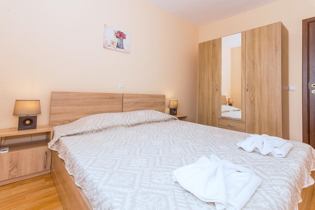 Oxygen Apartments Sveti Vlas Exterior foto
